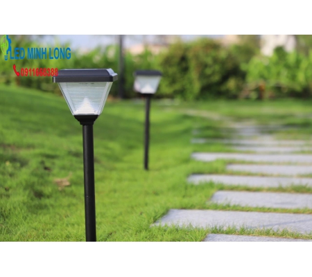 ĐÈN NĂNG LƯỢNG MẶT TRỜI GHIM ĐẤT
